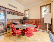 Centro de negocios con coworking Girona GironaHub