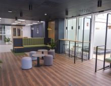 Centro de negocios con coworking Barcelona Sants First 