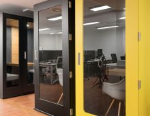 LIVINK | OFICINA 1 | Cabinas - LIVINK Coworking Templo de Debod Coworking Madrid LIVINK Coworking Templo de Debod