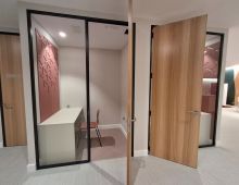 Phonebooths para llamadas privadas  - Stella Hub - Stella Hub - Coworking para empresas Coworking Santiago de Compostela Stella Hub - Coworking para empresas