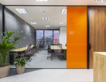 Centro de negocios con coworking Madrid Plaza de Castilla First 