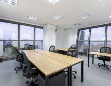 Centro de negocios con coworking Madrid Plaza de Castilla First 