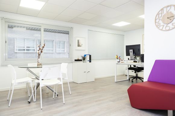 Centro de negocios A Coruña DESPACHOS Y SERVICIOS CORUÑA (DEYSERCO)