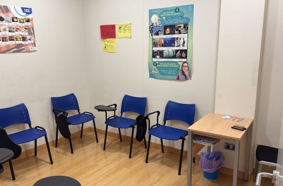 Coworking Sevilla Academia de idiomas  aulas disponibles