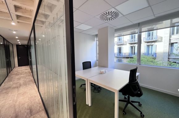 Centro de negocios con coworking Barcelona ÀTIC PAU CLARIS