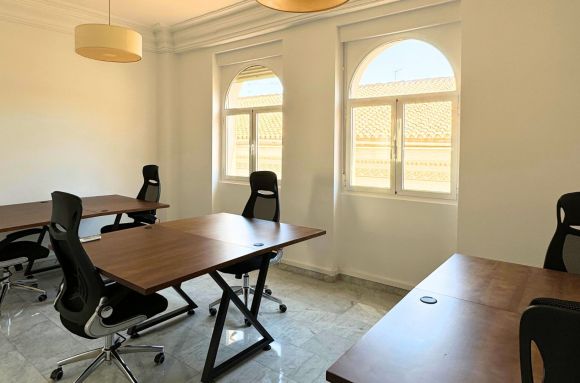 Coworking Málaga Marlife Business Hub - C. Antonio Baena