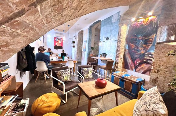 Coworking Granada WORK INN by ECO Hostel