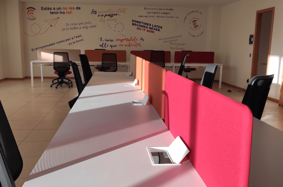 Centro de negocios con coworking Palamós Epicentre Coworking Palamós