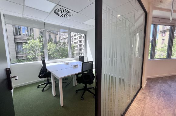 Centro de negocios con coworking Barcelona ÀTIC PAU CLARIS