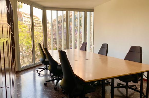 Centro de negocios con coworking Barcelona CREC Letamendi 1