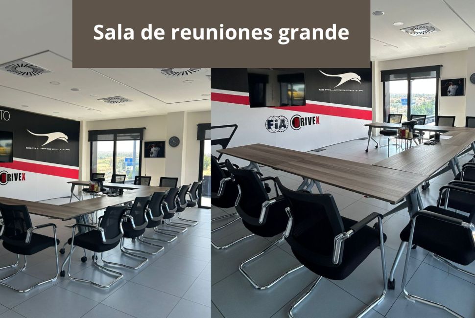 Large meeting room for rent