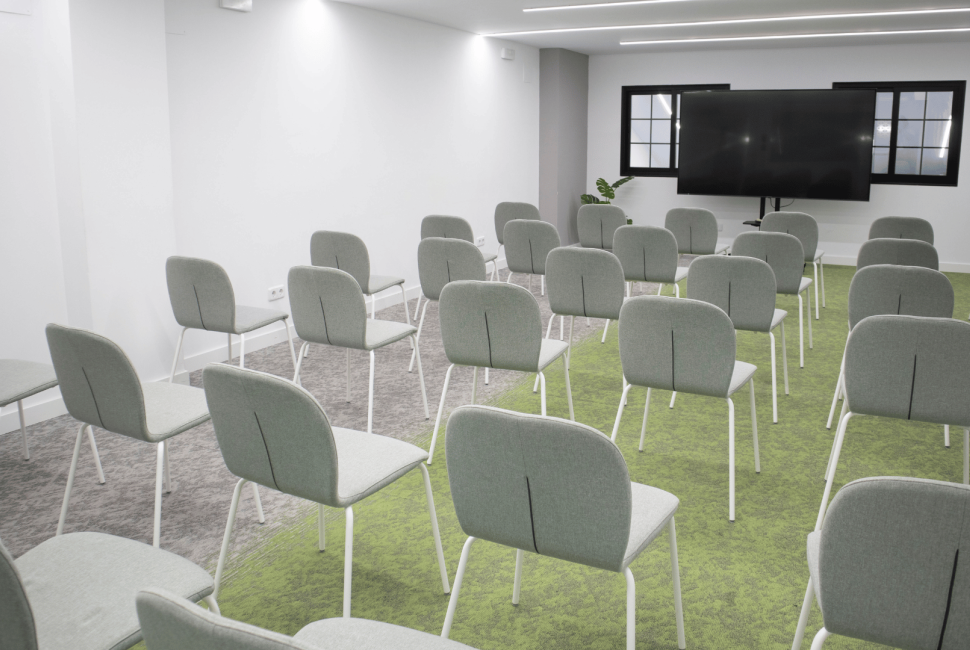 Sala para reuniones, formaciones y eventos 