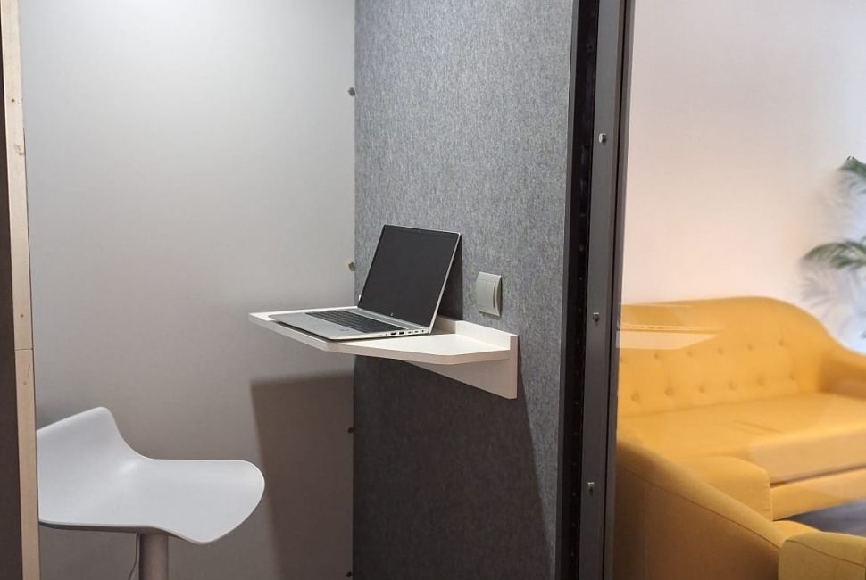 Cabina insonorizada / Soundbooth (PROYECTO SOCIAL)